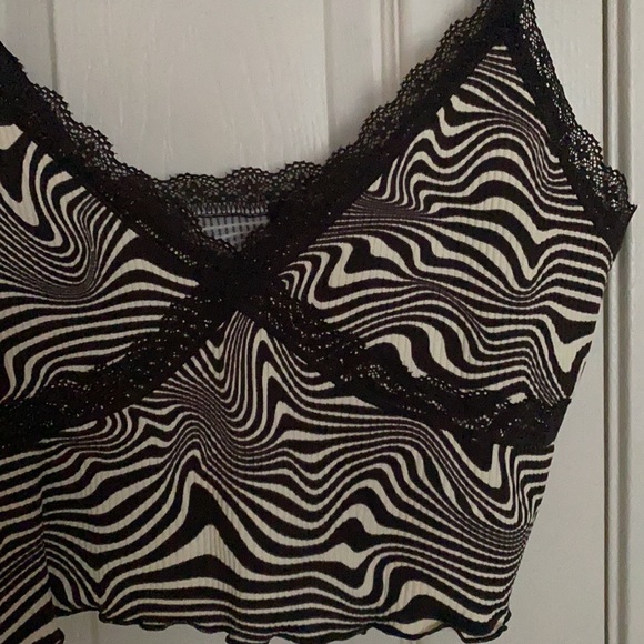 H&M top - Picture 2 of 4